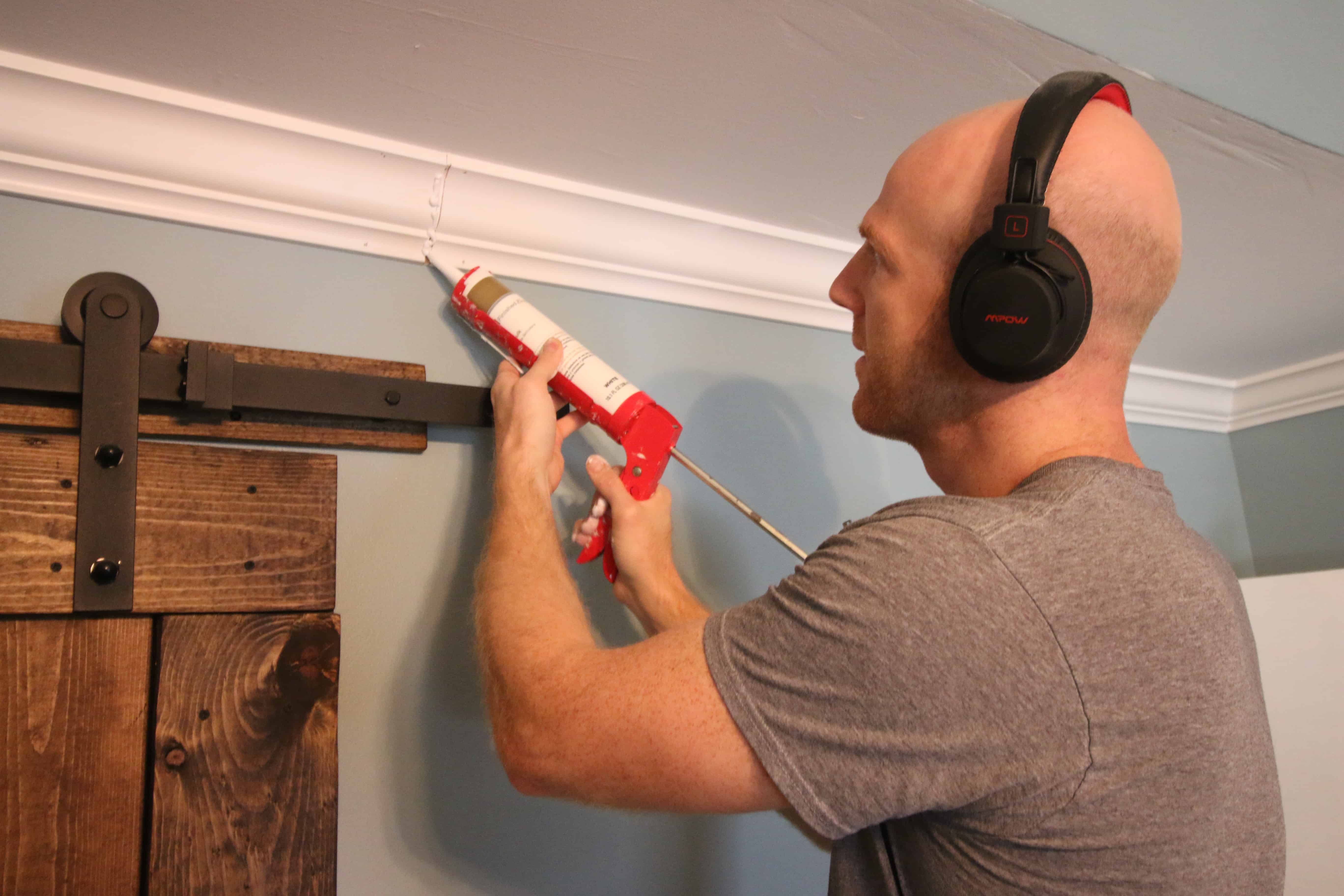 How to Hang Crown Molding