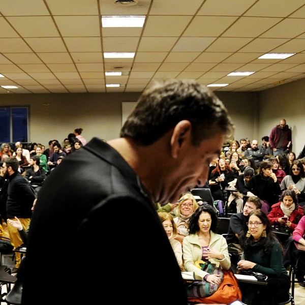 El ensayista y crítico Daniel Link dio su última clase la facultad de Filosofía y Letras de la UBA. Fotos Emmanuel Fernández.