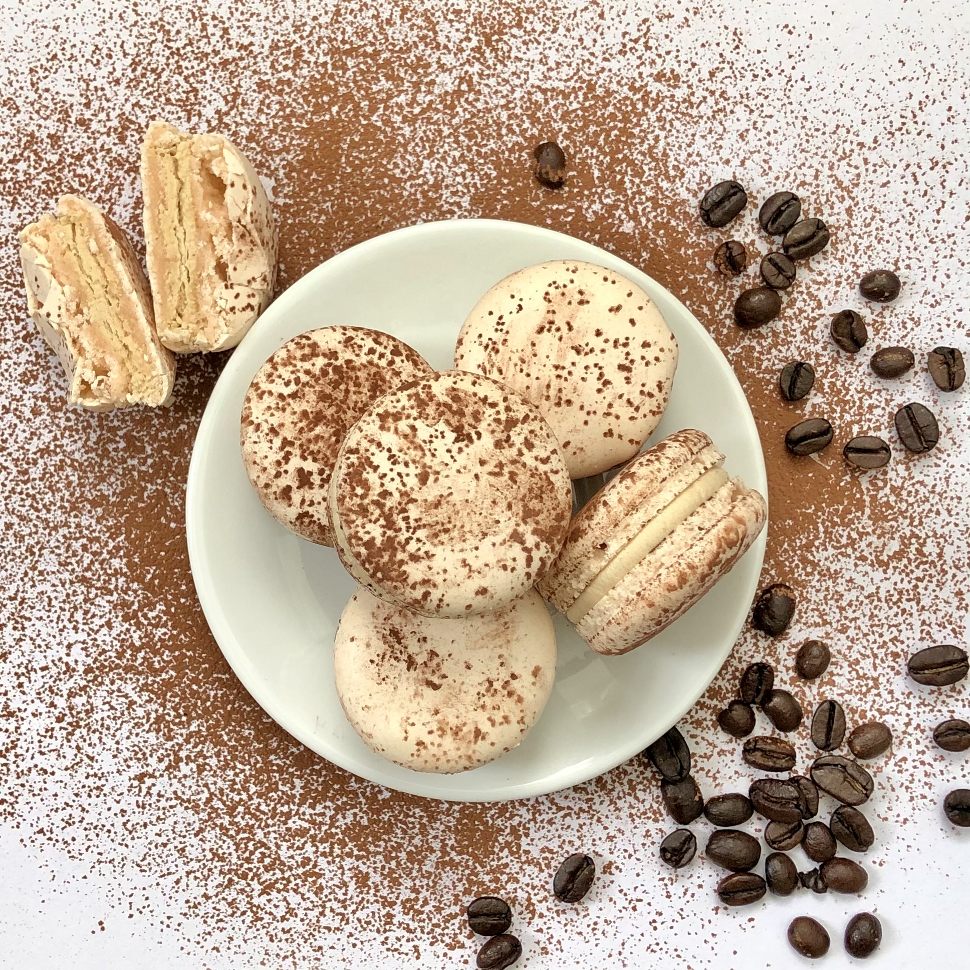 Tiramisu Macaron