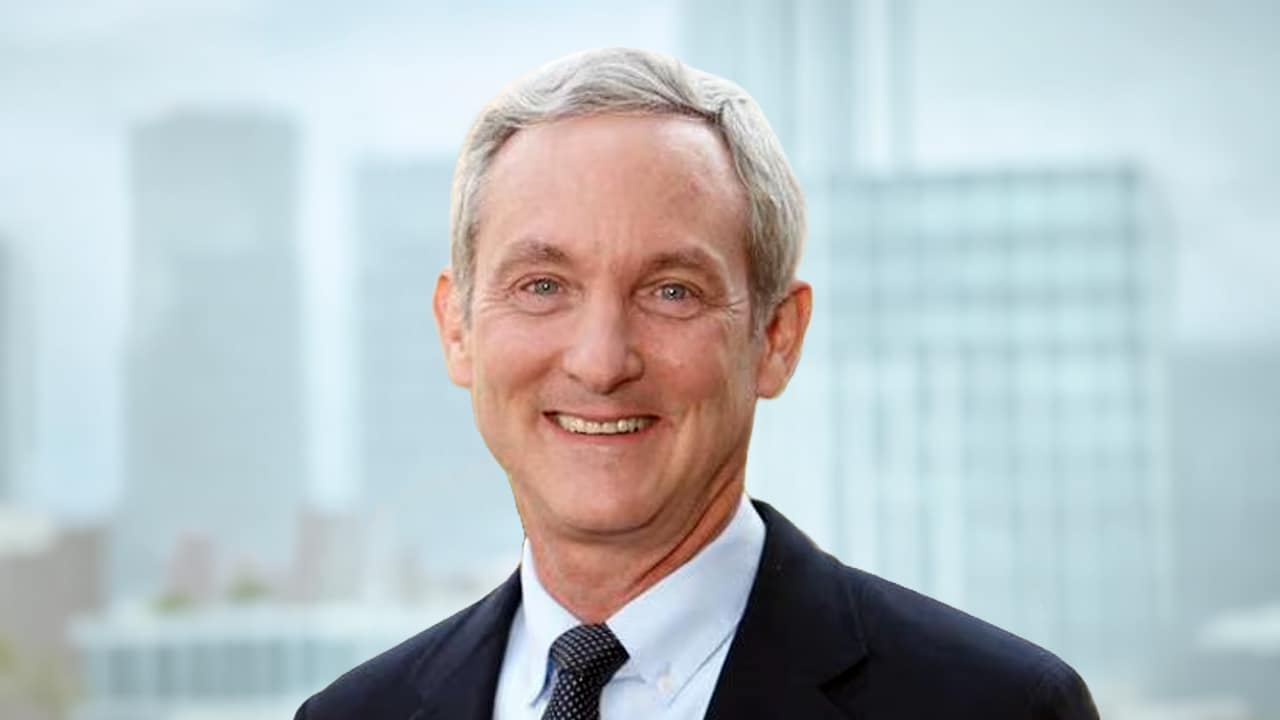 Tom Leighton headshot