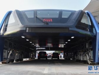 China’s Elevated Bus Is What India Also Needs