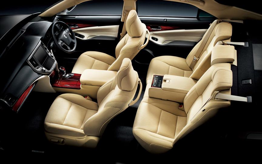 New Toyota Crown Royal Saloon photo: Interior image