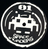 Fab, Sundreeno, Undermatic - Space Invaders 01