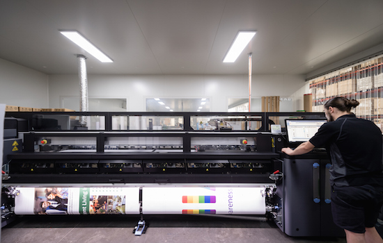 HP Latex 3200 printers provide the highest quality full colour prints!