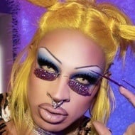 Yvie Oddly