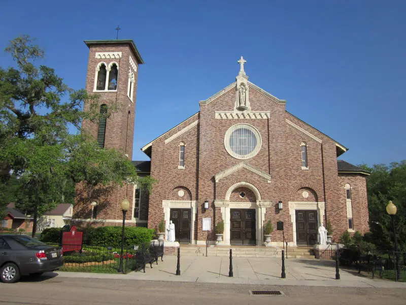 Mandeville Our Lady Of The Lake Front Fascade