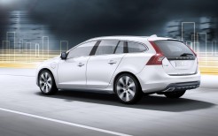 2012 Volvo v60 Hybrid 2