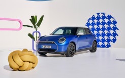 MINI Cooper SE 2023 4K