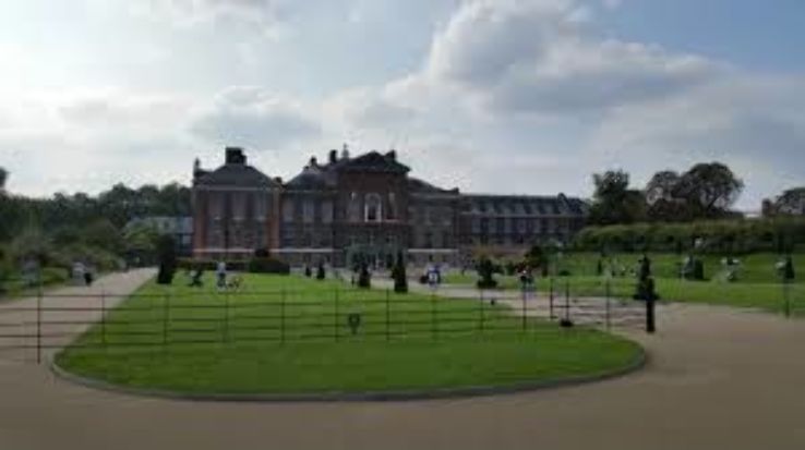 Kensington Palace Trip Packages