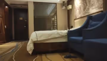 開車別玩手機聊著聊著就開始後入