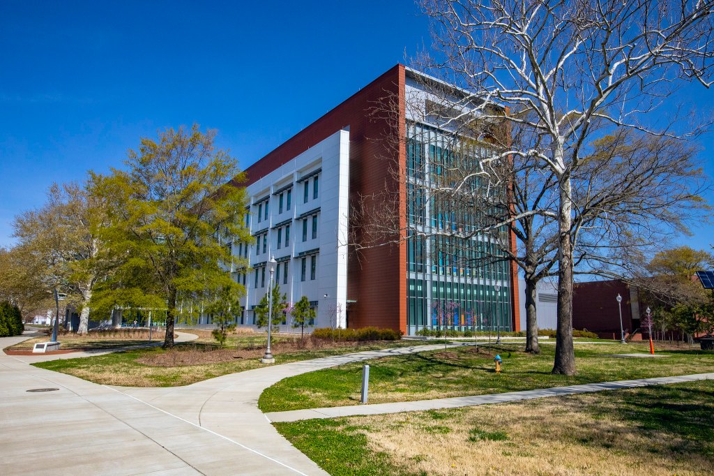 This is a photo of the Measurement Systems Laboratory at NASA Langley.