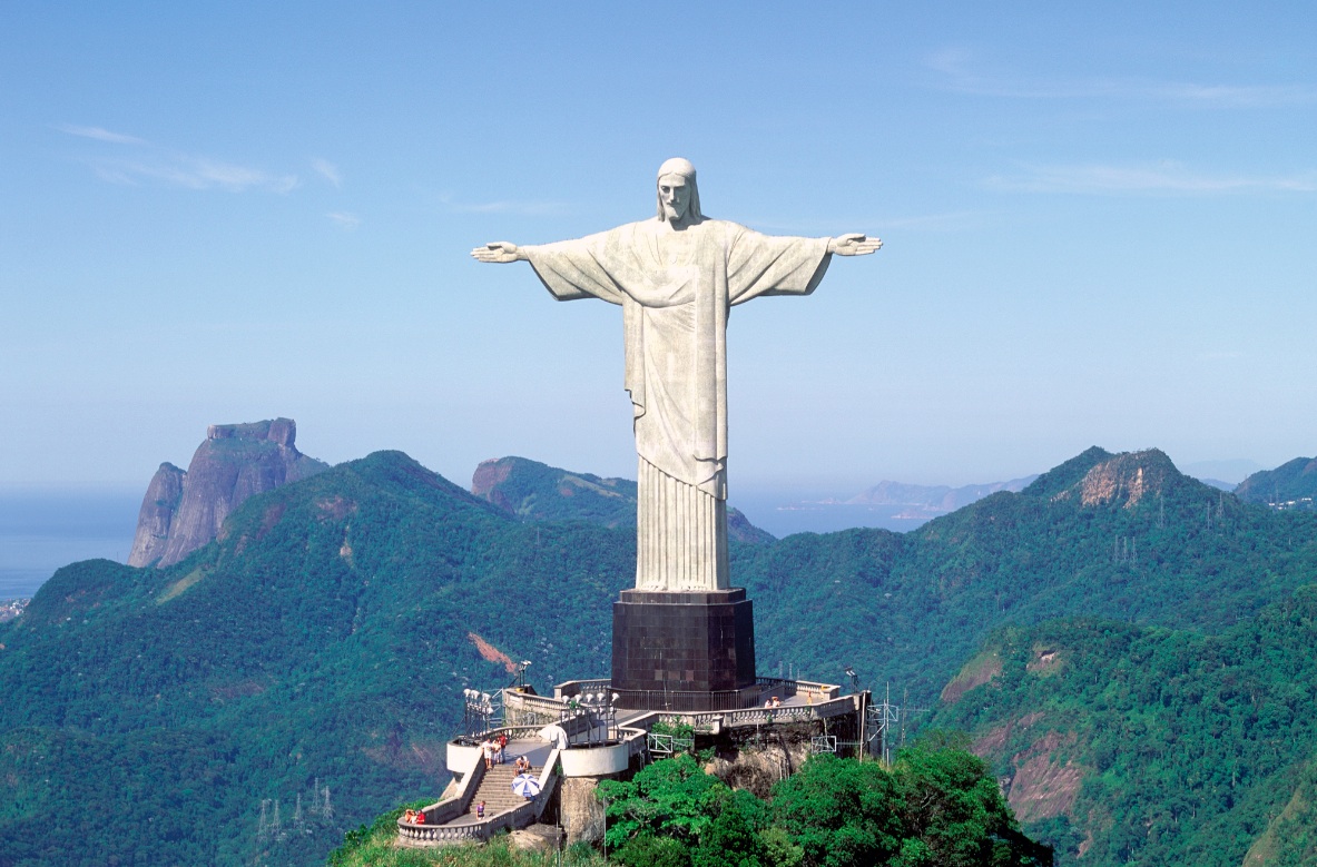 15 Awe-Inspiring Photos of 'Christ The Redeemer' Statue In Rio