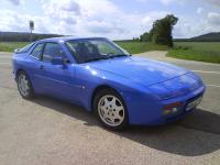 Porsche 944