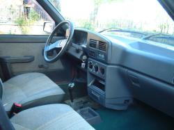 PEUGEOT 309 interior