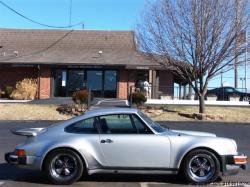 PORSCHE 930 TURBO silver