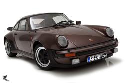 PORSCHE 930 brown