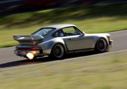 PORSCHE 930 silver