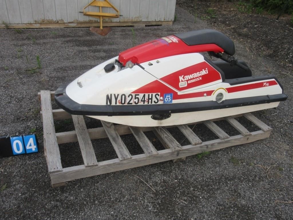 1987 Kawasaki 650 5X stand-up jet ski