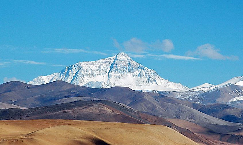 A spectacular view of Mount Everest, the tallest mountain in Nepal and the entire world.