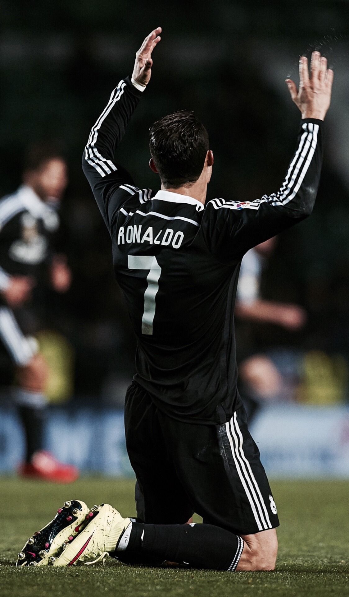 B A N A V A R D - Real Madrid Dragon Jersey Ronaldo - HD Wallpaper 