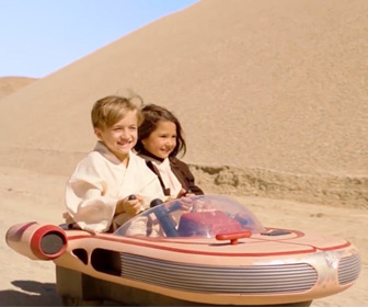 Rideable Star Wars Landspeeder