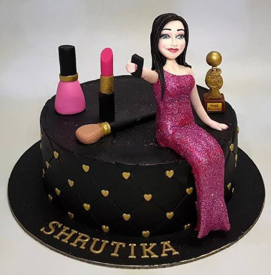 Selfie Queen Cake