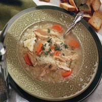 Mom's Hearty Chicken and Rice Soup_image