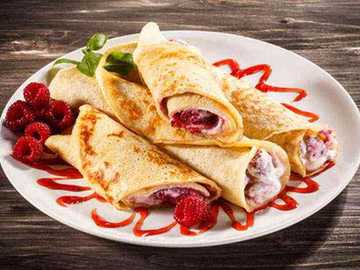 Pancakes with raspberries jigsaw puzzle online