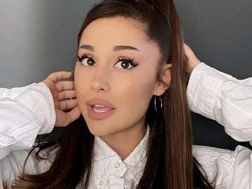 Ariana Grande \ _ (≧ ▽ ≦) _ / online puzzle