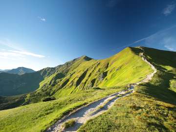 Peaks in Tatra Mountains on the Slovak-Polish border online puzzle