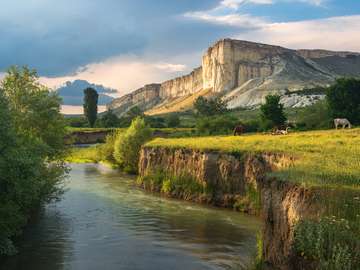 White Rock in Crimea jigsaw puzzle online