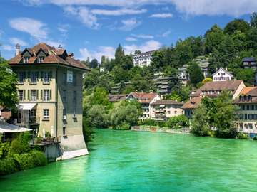 Beautiful view of Bern and the river Aare (Switzerland) online puzzle