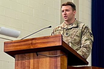 U.S. Army Garrison Hawai'i Welcomes New HHD Commander