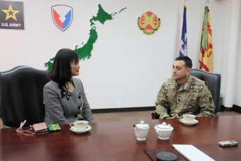 USAG Japan’s top NCO talks community partnership strides with local mayor during outgoing office call