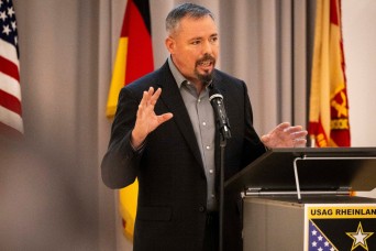 USAG Rheinland-Pfalz’s Baumholder community town hall boosts transparency