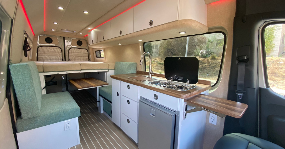 Vanlife Customs 170