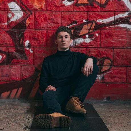 View borowyalan's full-sized avatar