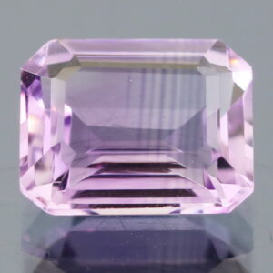 Bright violet 2.90ct emerald cut Amethyst