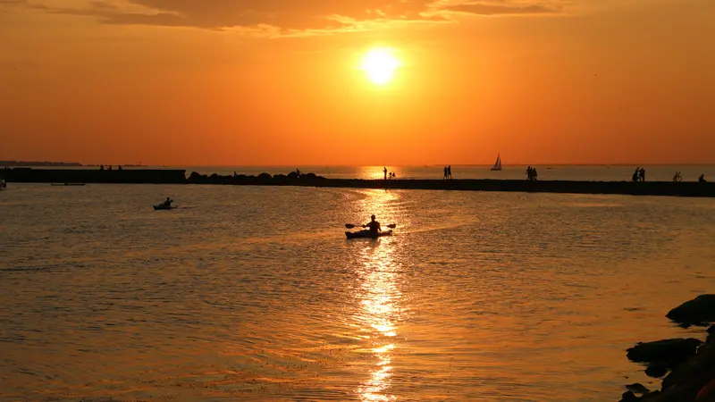 indietours pirita sunset kayak tour