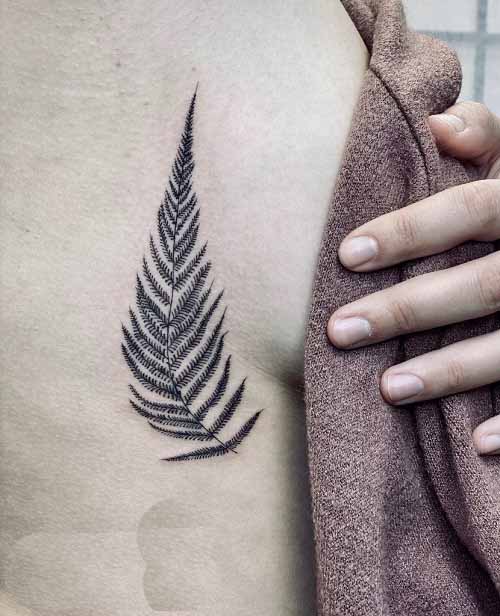 Feminine Sideboob Fern Art