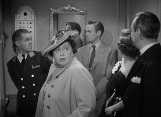 Grace Hayle (Center)