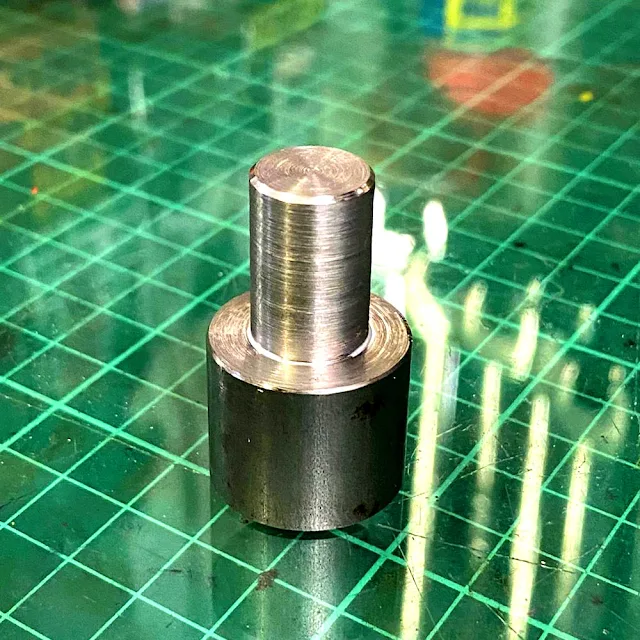 A drift was fabricated to protect the SP1 pivot bolt from the carnage about to be unleashed. A drift was fabricated to protect the SP1 pivot bolt from the carnage about to be unleashed.
