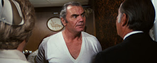 The Poseidon Adventure (1972) tt0069113