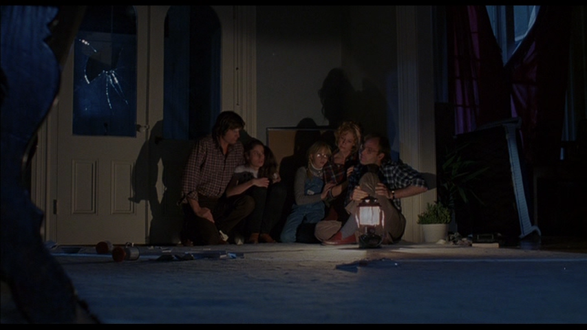 Dr.-Potter's-family-trapped-in-Alone-In-The-Dark-1982.png Dr. Potter's family trapped in Alone In The Dark (1982)