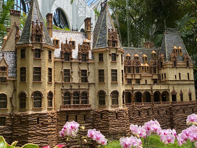 Biltmore Conservatory --Model Railroad Exhibit