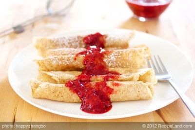 Crepes with Strawberry Sauce