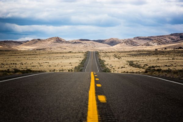 road,mountains