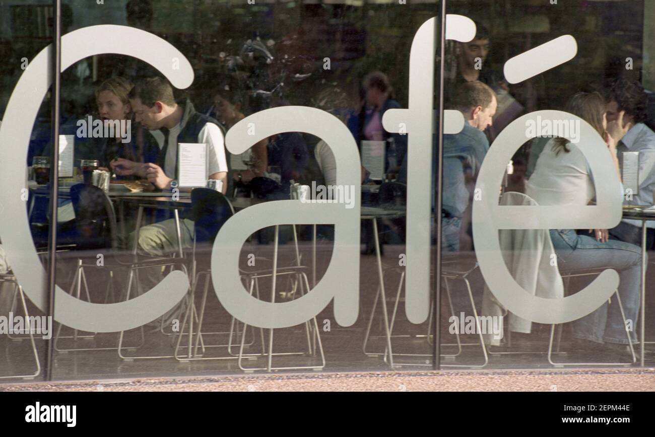 Tate modern cafe, 2001 Stock Photo