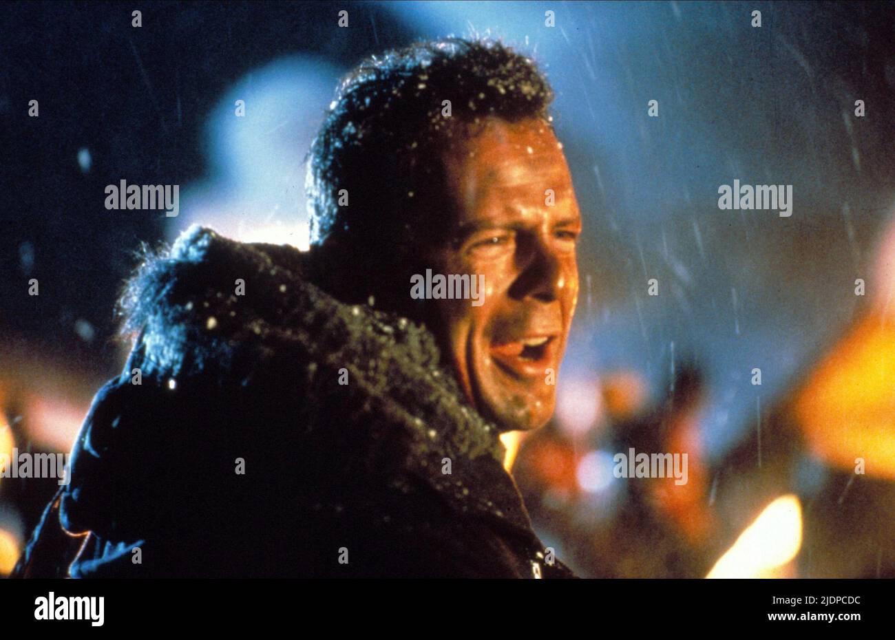 BRUCE WILLIS, DIE HARD 2, 1990 Stock Photo