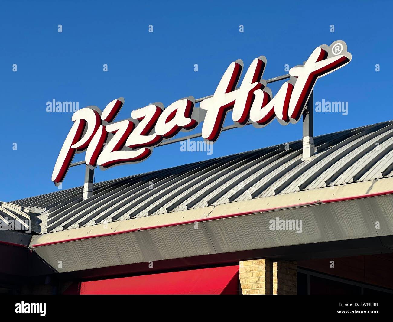 Pizza hut shop front Stock Photo